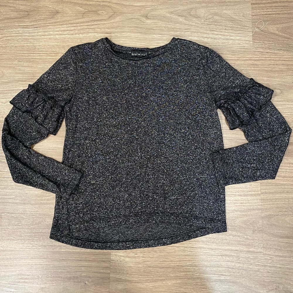 (3/$15) Charcoal Gray Ruffle Sleeve Top